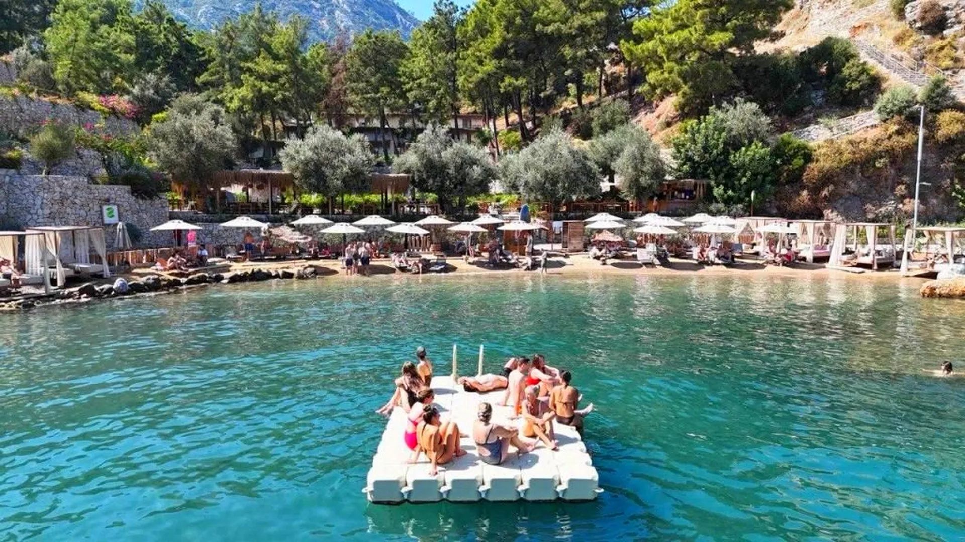 Stunning villas beach Turunc 23