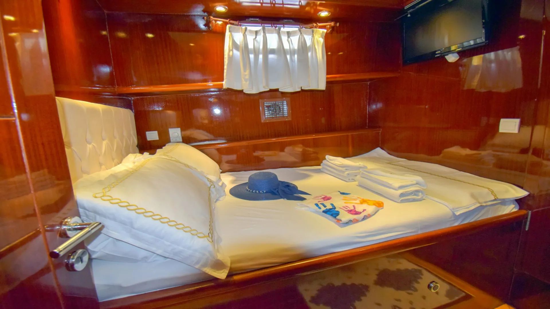 The "Wellness Boat" ® 10