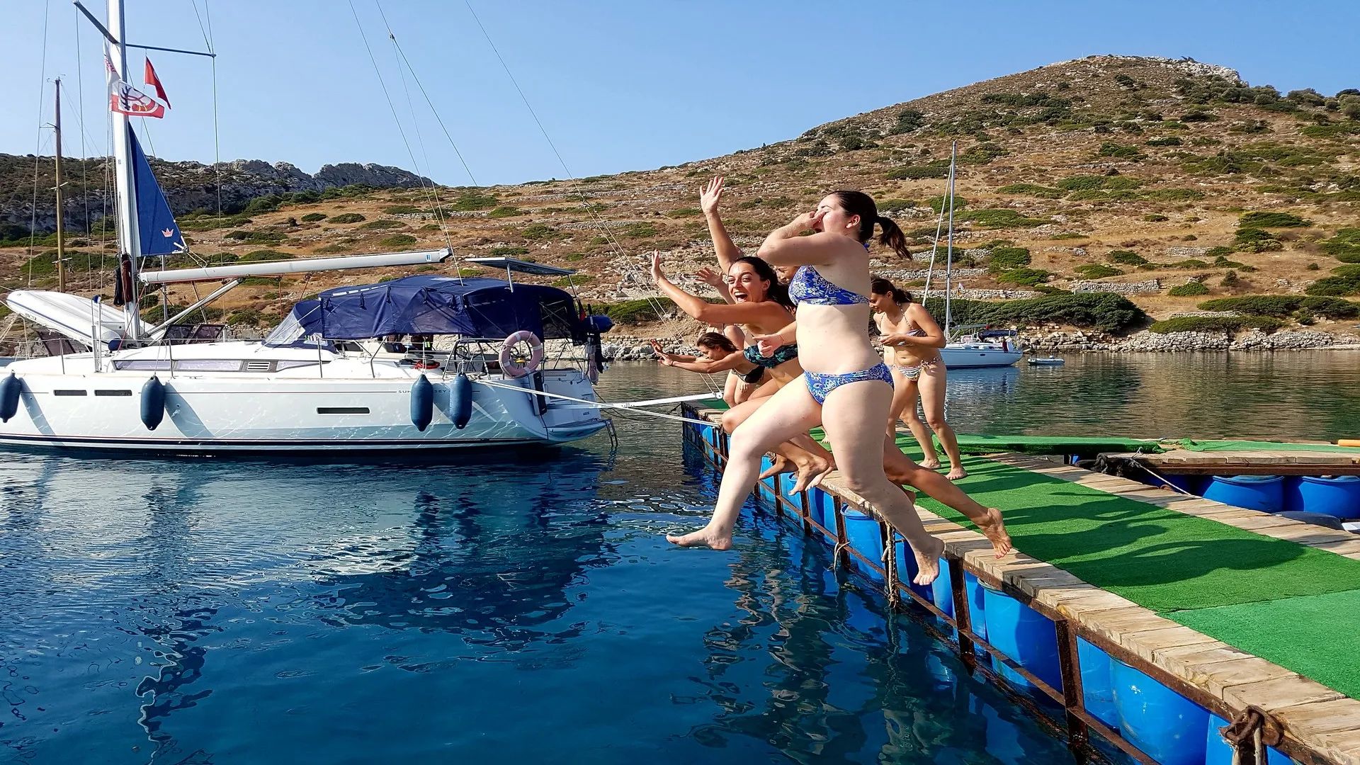 The "Wellness Boat" ® 14
