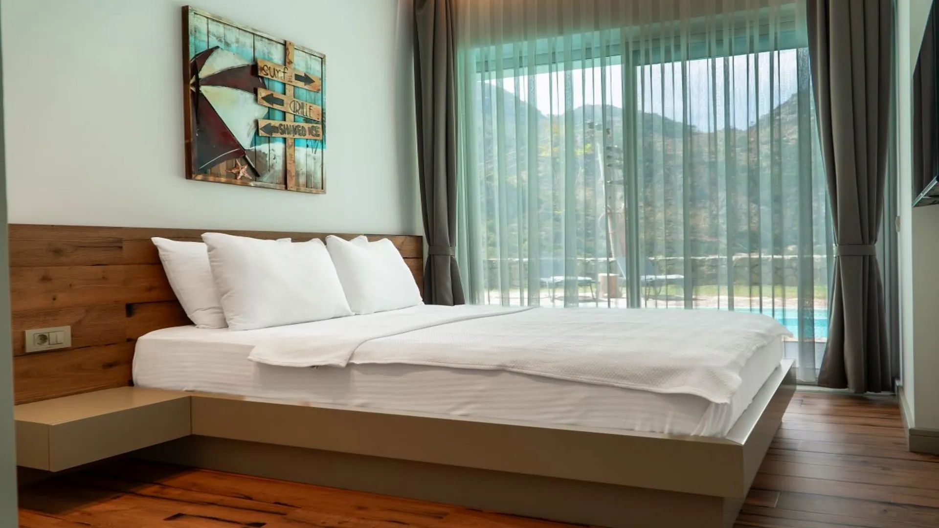 Stunning villas beach Turunc 11